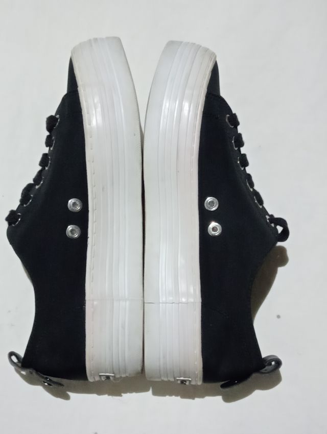 Sneakers Klein Clavin taglia 38