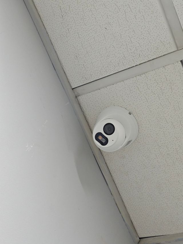 VIDEOVIGILANCIA INSTALACIÓN 