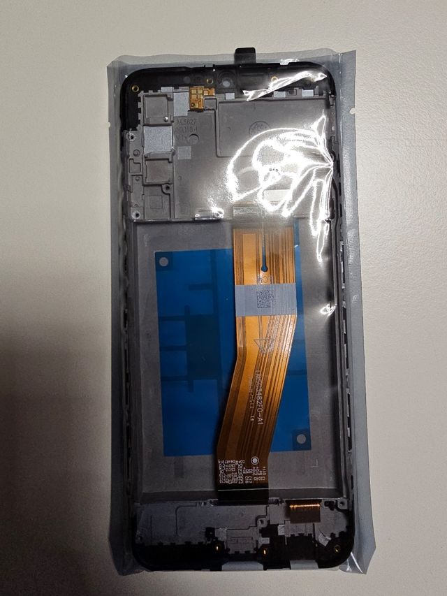 LCD Samsung A03S con frame nuovo