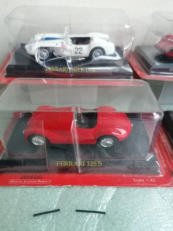 8x auto classiche car ferrari 1:43 official licens
