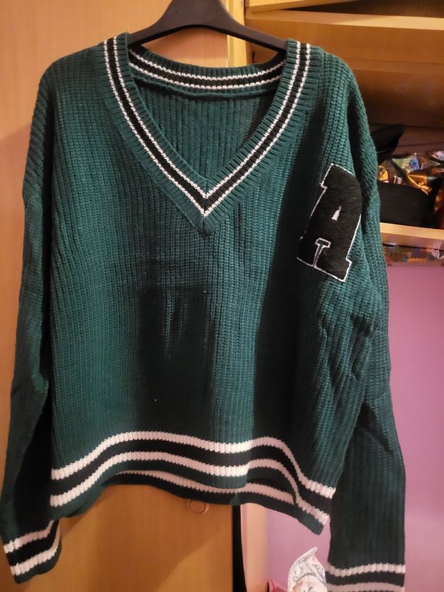 Jersey verde letra A= 8€