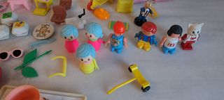 Un sacco di vecchi giocattoli