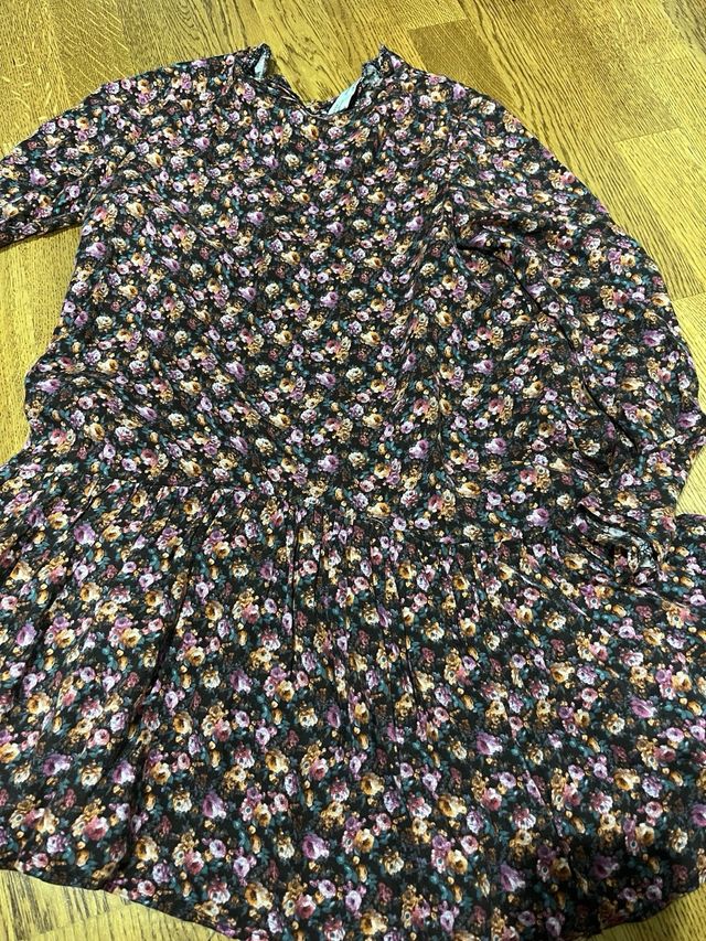 Lote de ropa niña. vestidos, chaleco y jersey 8-10