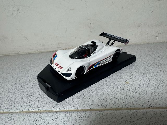 Peugeot 905 Lemans caja original 1:43