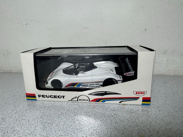Peugeot 905 Lemans caja original 1:43
