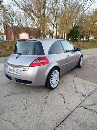 Renault Megane rs trophy 