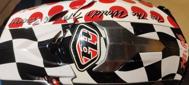 Cascos Troy Lee Desing