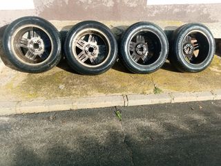 Ruedas con llantas de aluminio negras