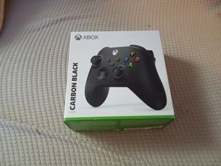 Caja vacía del mando de XBOX  X carbon