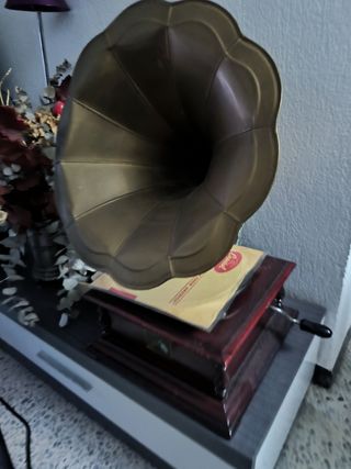 Gramófono Antiguo