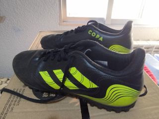 Botas futbol multitaco