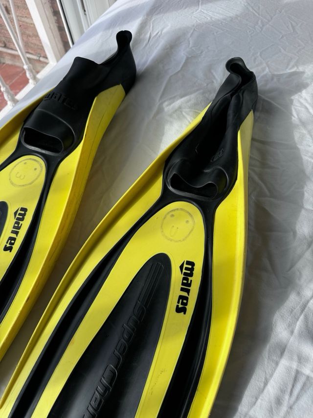 Aletas Buceo MARES AVANTI SUPERCHANNEL FF