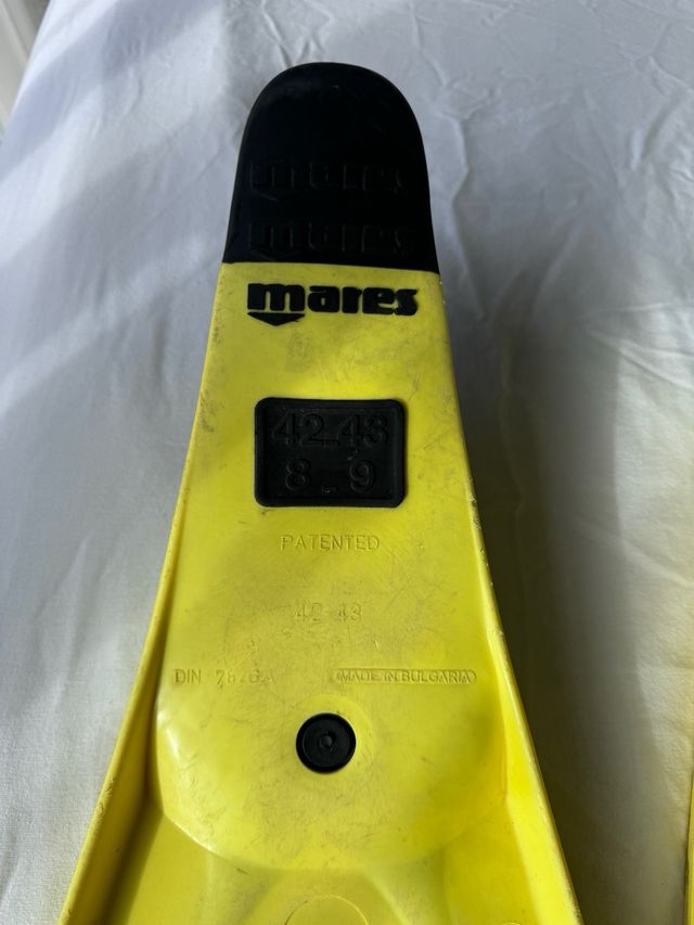 Aletas Buceo MARES AVANTI SUPERCHANNEL FF