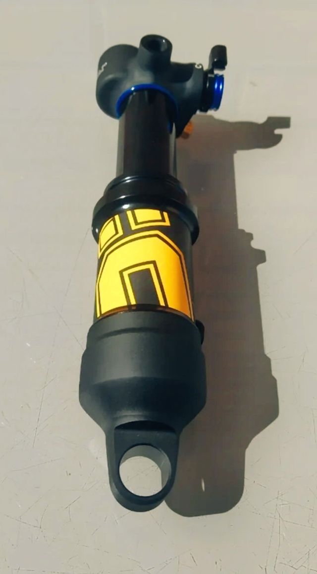 Amortiguador ÖHLINS TXC2 Air 165x40 Remote.