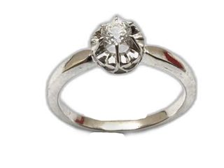anillo oro 18k con piedra con diamante