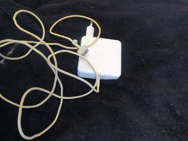 cargador ordenador portátil macbook air