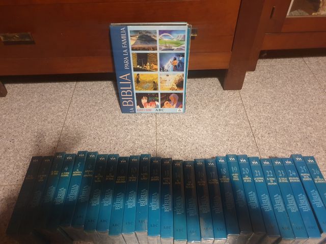 Fitas VHS, A Bíblia para a Família.