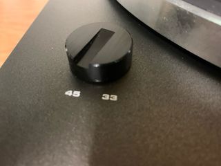 Giradischi Akai AP-100 con ritorno automatico