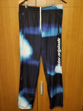 Pantalon chandal adidas original talla M