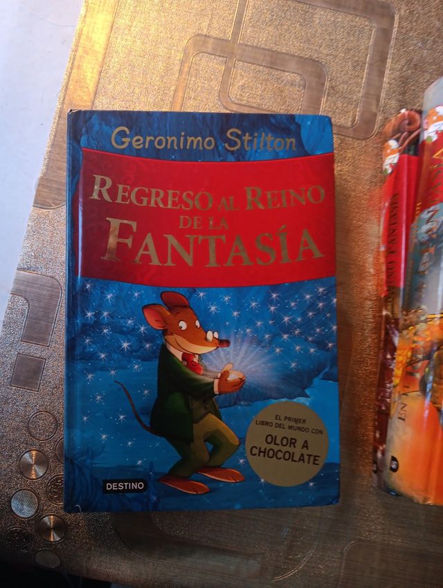 Regreso al Reino de la Fantasía: ¡Libro con olores!