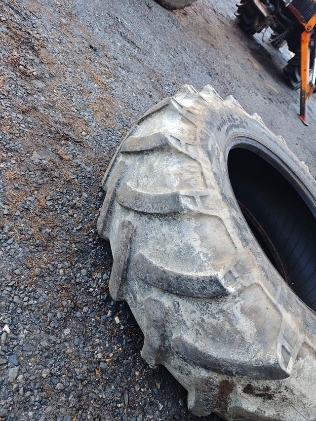 Ruedas forestales 18.4