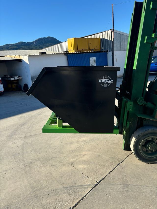 Vagoneta contenedor hidraulico