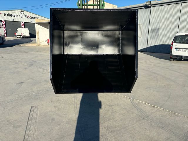 Vagoneta contenedor hidraulico