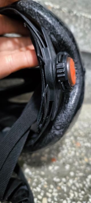Casco bici MTB símil de carbono 