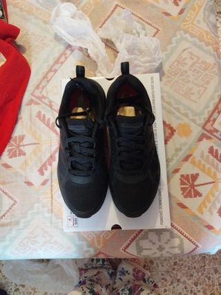 Skechers Negras Hombre