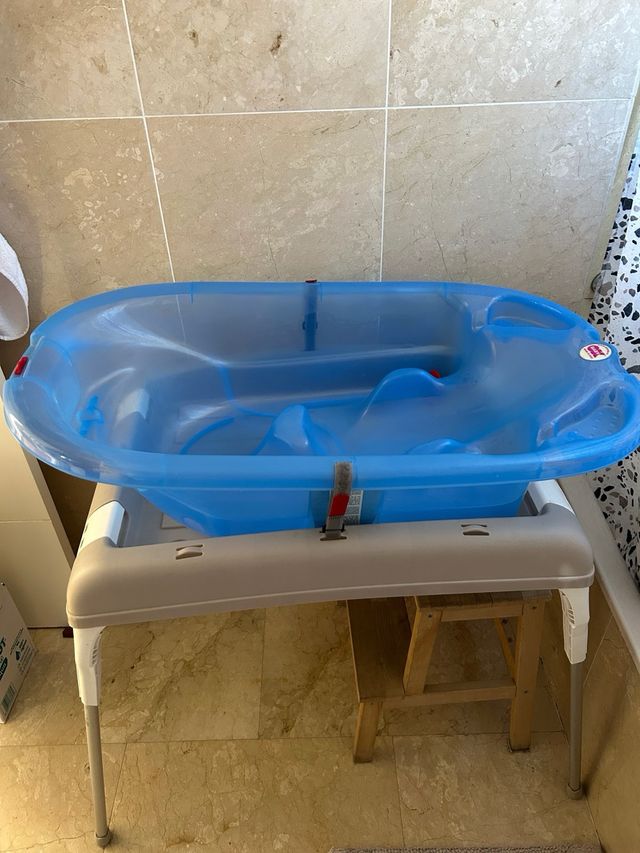 Bañera de bebe con patas precio original 80
