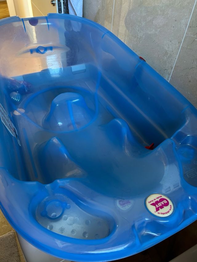 Bañera de bebe con patas precio original 80