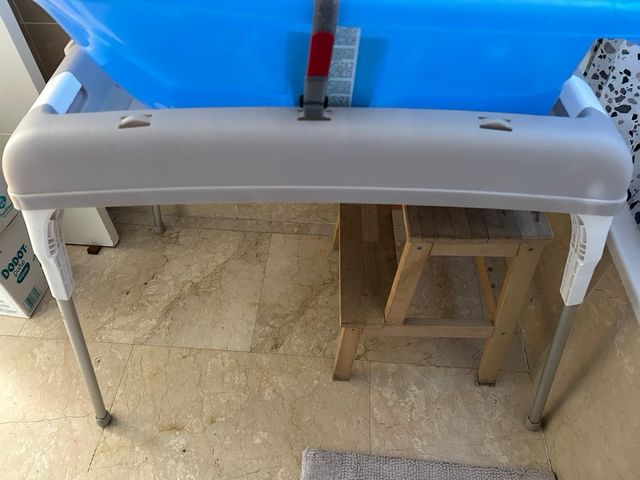 Bañera de bebe con patas precio original 80