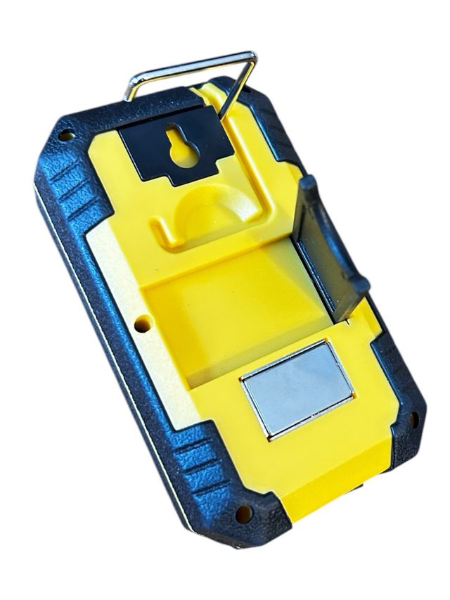 Linterna COP LED 8W RECARGABlE USB