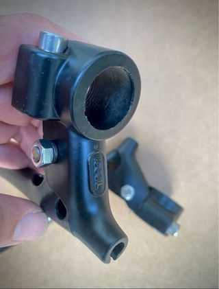 Montesa T12, manetas originales