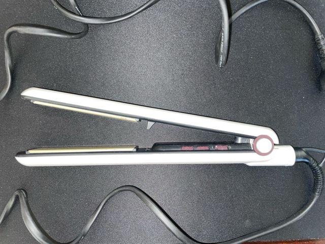 Piastra per capelli BELLISSIMA