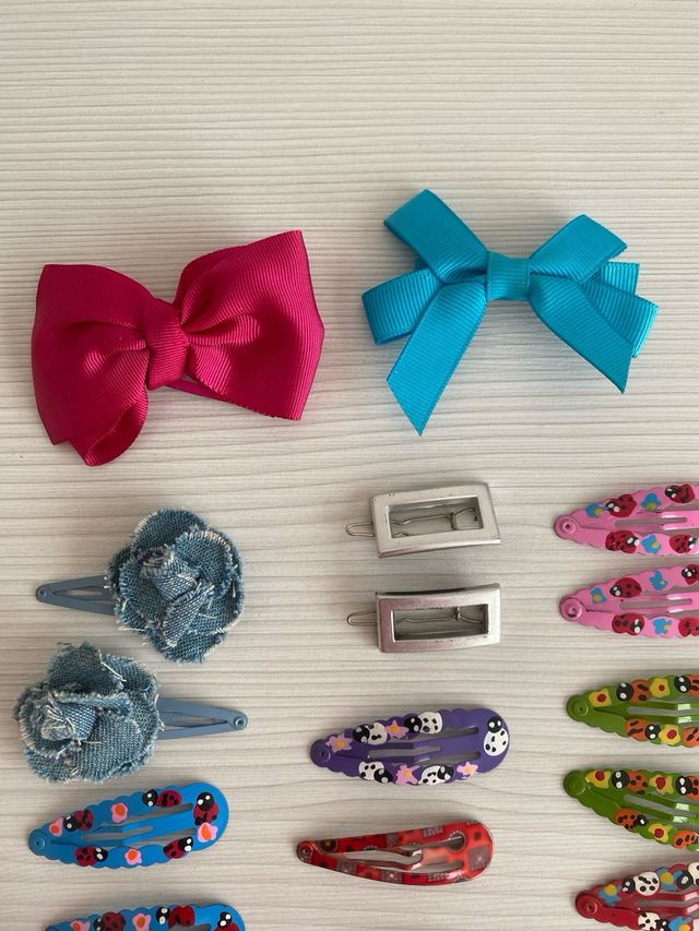 Lote lazos y pinzas para el pelo