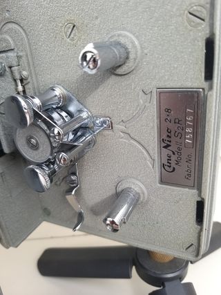 Antigua Cámara de Cine Nizo Heliomatic 8 S2R 1951