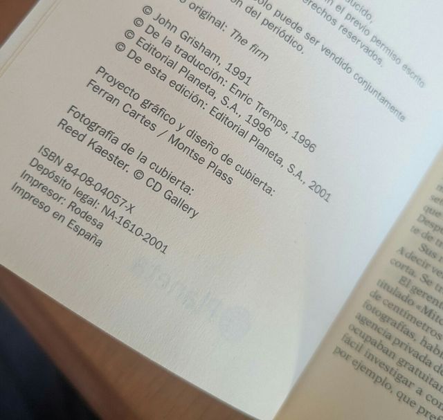 UNA NAVIDAD DIFERENTE.    Y  libro:     La tapader