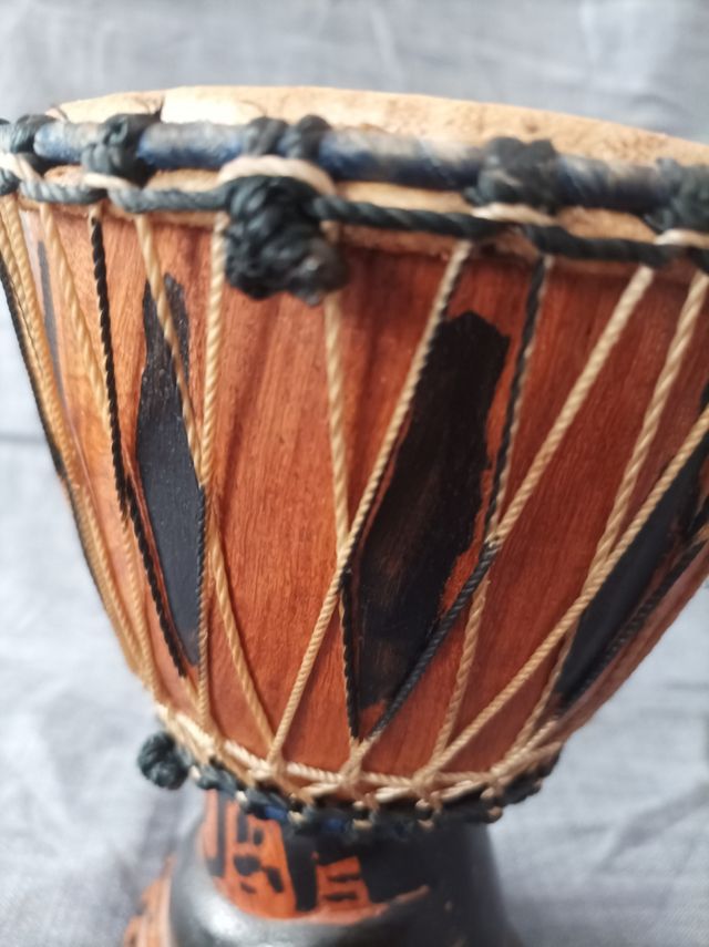 Tambor Bongo africano