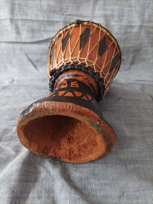 Tambor Bongo africano