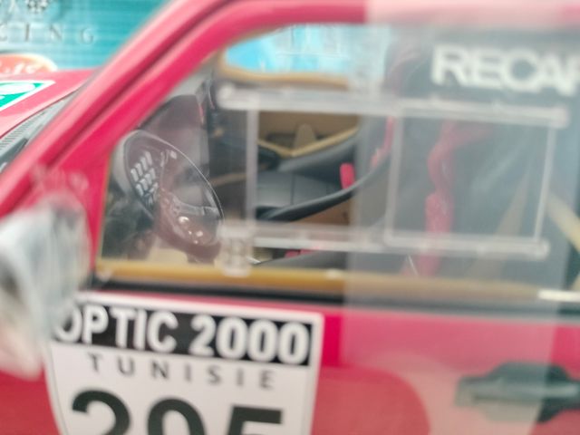 Mitsubishi Montero 1:18 SOLIDO