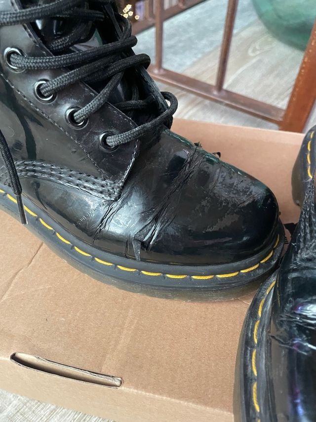 DR.MARTENS in vernice nero 