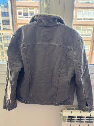 Chaqueta Vaquera Levi’s borreguillo gris