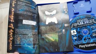 Lara Croft Tomb Raider the angel of darkness PS2