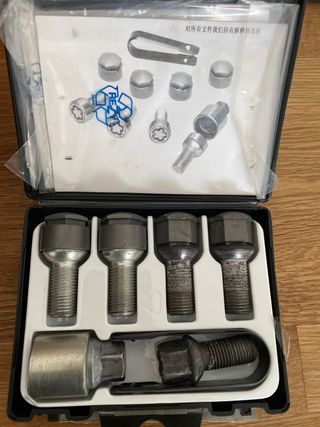 Tornillo de seguridad 