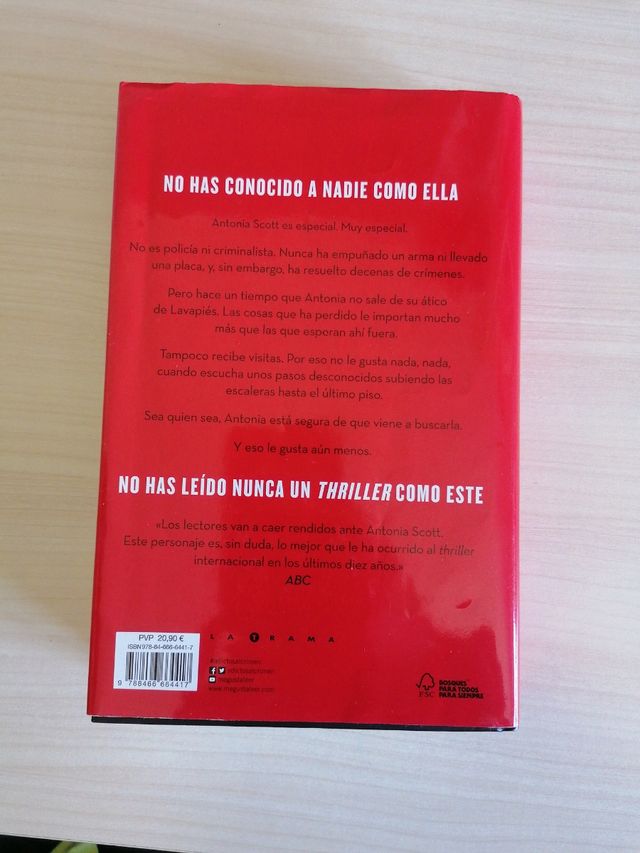 Reina Roja / Red Queen (LA TRILOGÍA REINA ROJA) (Spanish Edition)