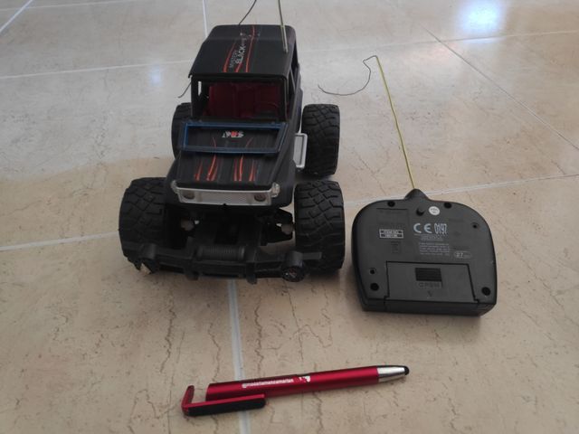 Coches teledirigidos.