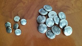 Botones escudo castillo España