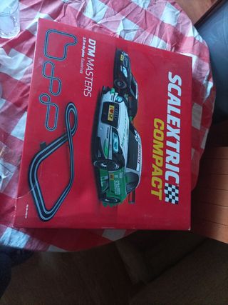 SCALEXTRIC COMPACT