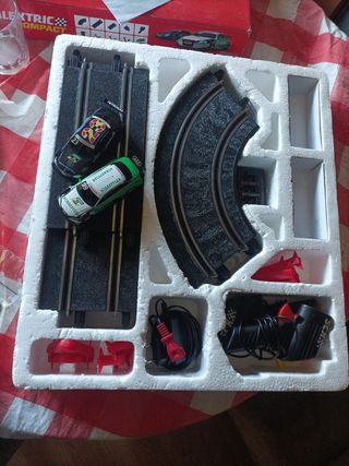 SCALEXTRIC COMPACT